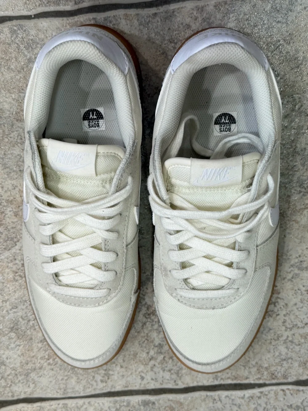 Nike Field General youth size 7